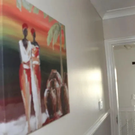 Full Modern House - 2 Miles From Leeds City Centre Apartment
